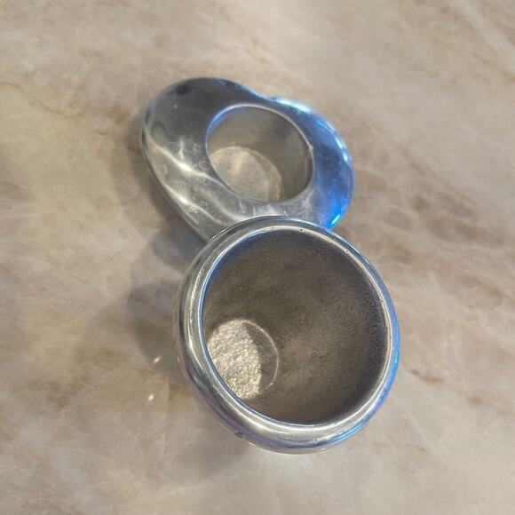 Vintage Heart shaped pewter aluminum candle holder - Picture 8 of 10